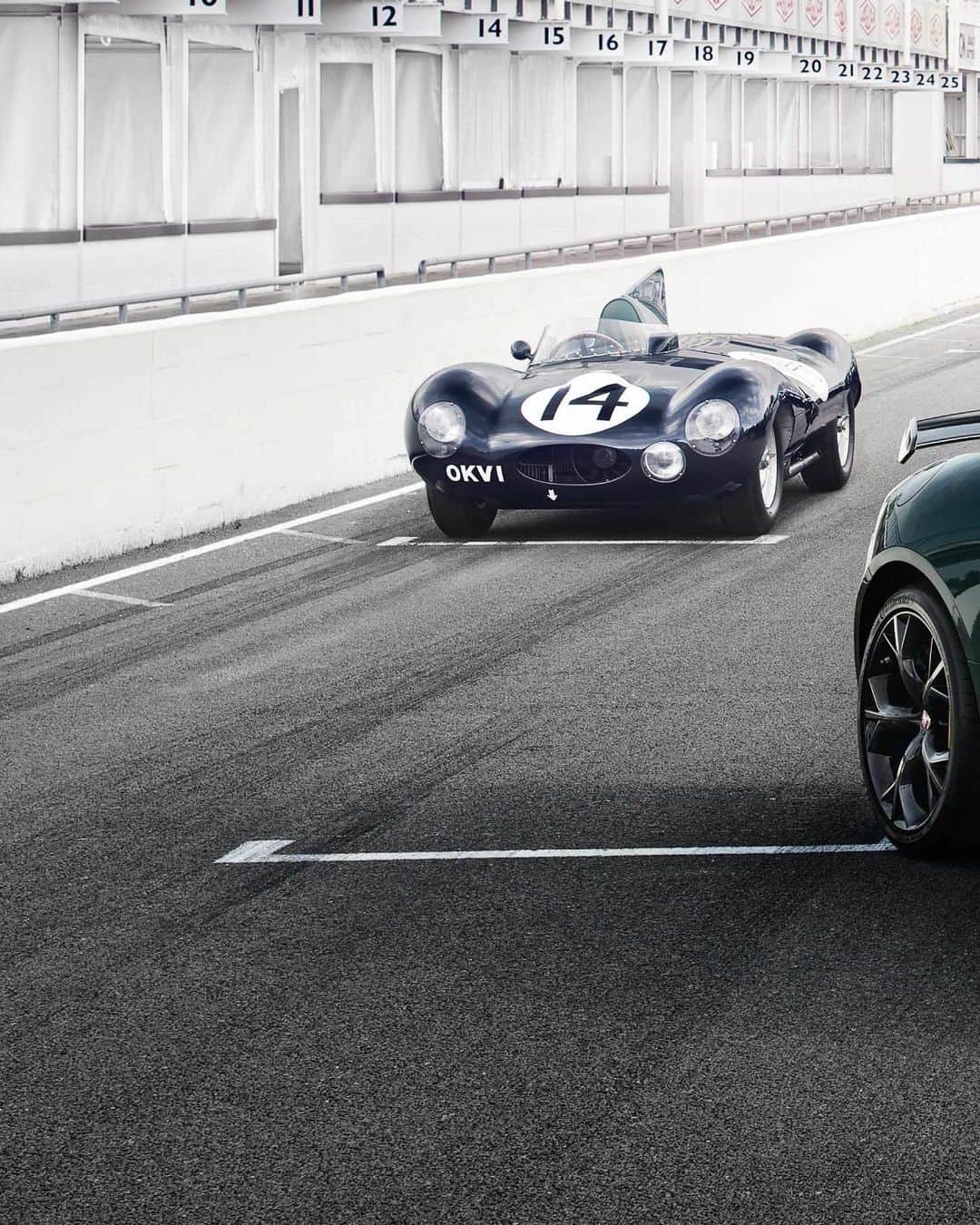 Jaguarさんのインスタグラム写真 - (JaguarInstagram)「#FTYPE #Project7 was the first performance vehicle from #Jaguar Special Vehicle Operations, inspired by the historic #Dtype and paying homage to our seven outright #LeMans wins.  #JaguarClassic #Exclusive #SpecialEdition #AmazingCars247 #InstaCar #ClassicCars #SV #SpecialVehicleOperations」7月7日 23時07分 - jaguar