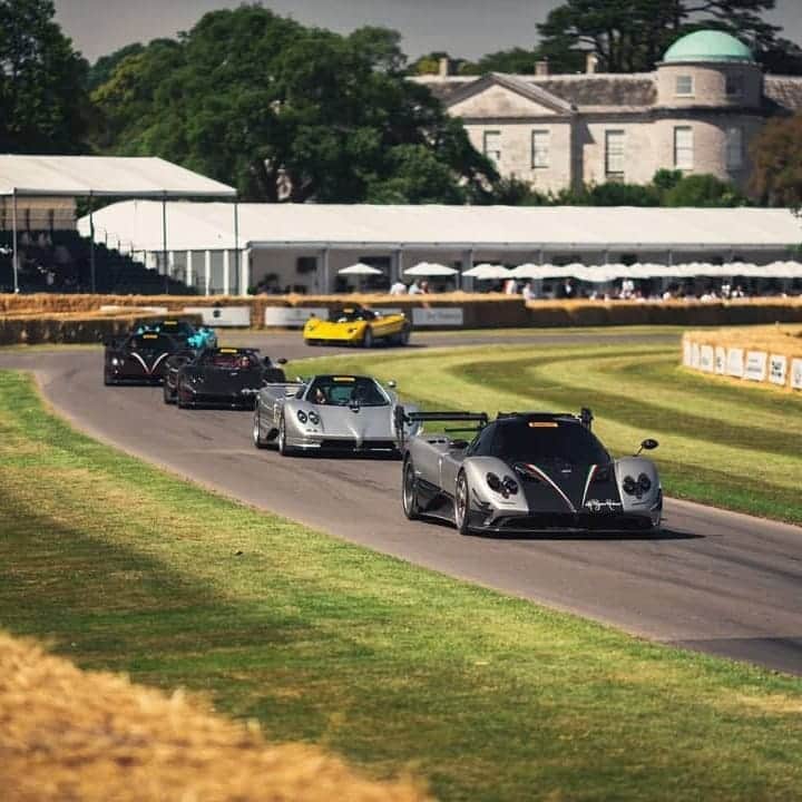 パガーニ・アウトモビリのインスタグラム：「Celebrating the #zonda20anniversary at @fosgoodwood in style! More to come soon.  #pagani #zonda20 #zondas #zondaoliver #zondaf #zondacinqueroadster #zondahpbarchetta #zondauno #zondafantasmaevo」