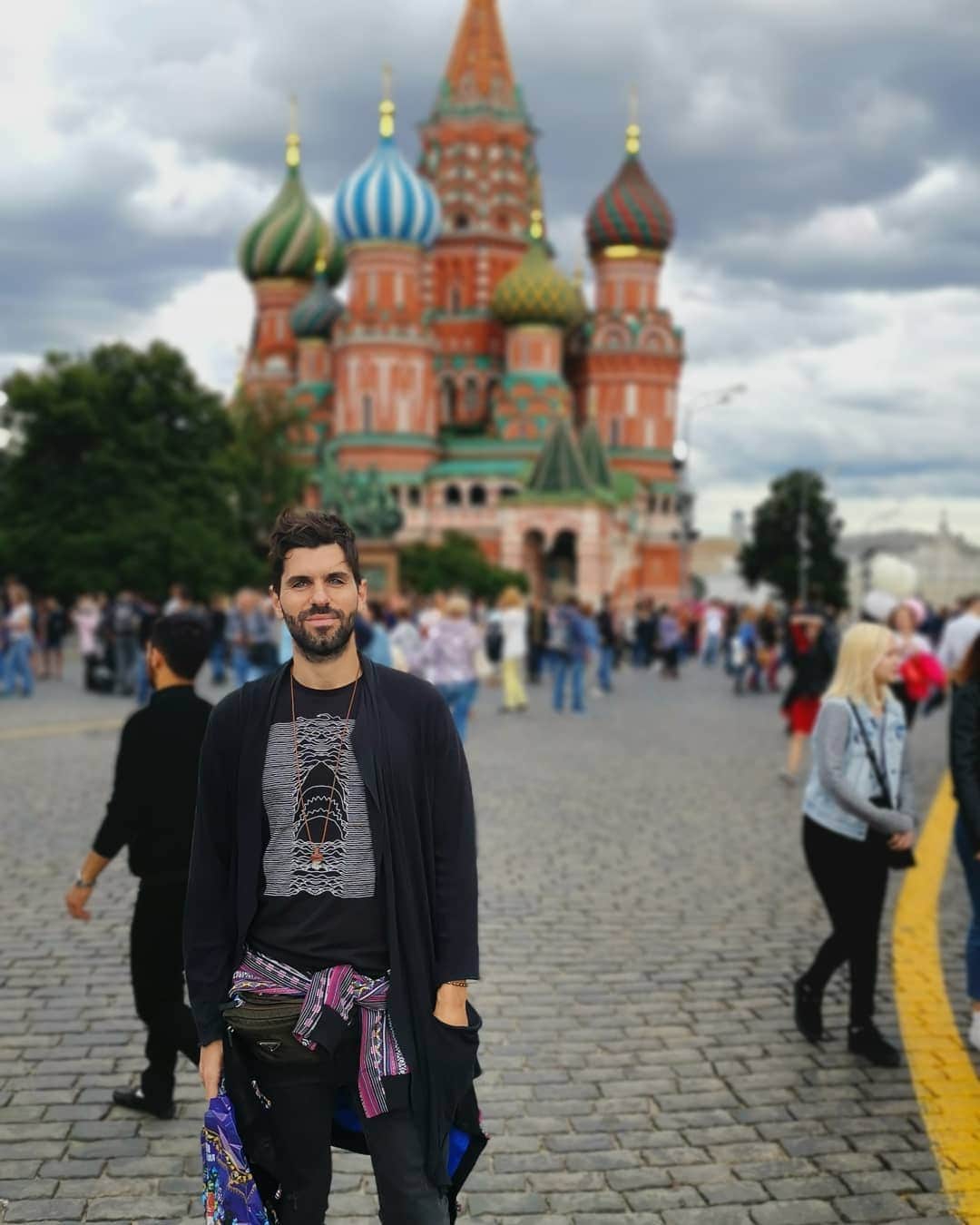 ハイメ・アルグエルスアリのインスタグラム：「Thanks @communitymoscow see you soon!」