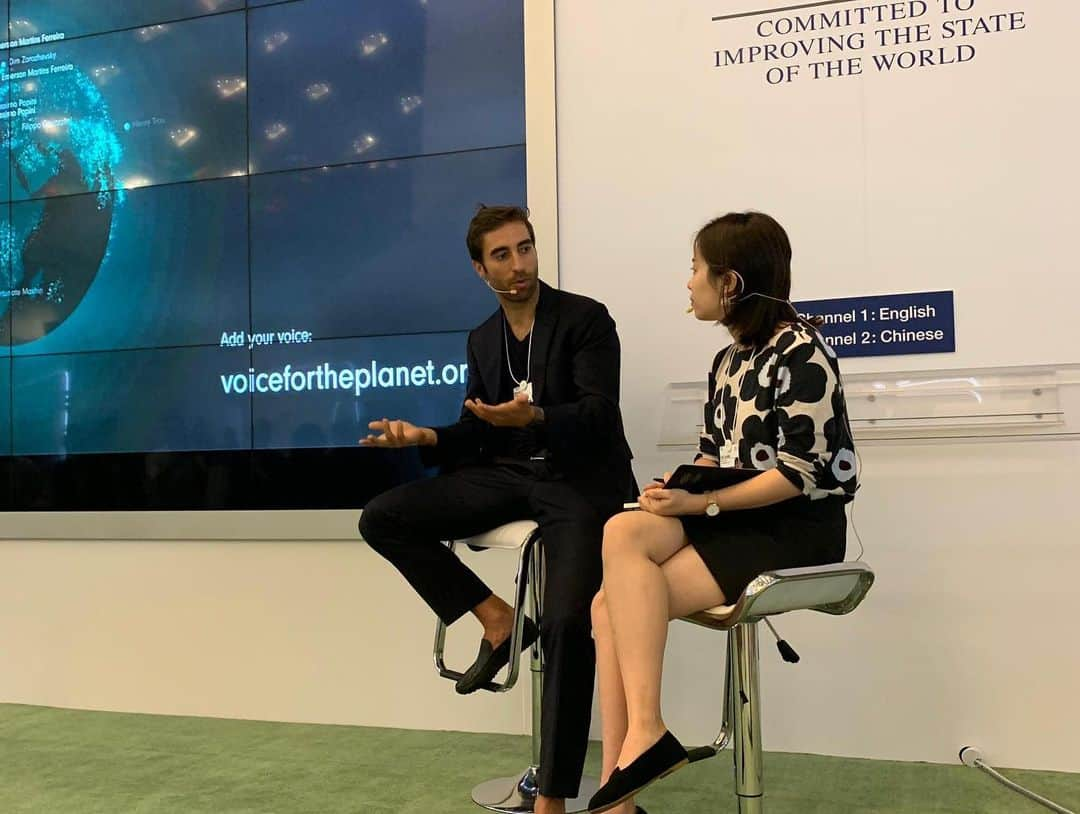 マチュー・フラミニさんのインスタグラム写真 - (マチュー・フラミニInstagram)「Really enjoyed being a speaker at the Dalian @worldeconomicforum Summer 2019, encouraging everyone to take action and start with small changes to fight the #climatechange ✊🏽🌎 #ygl19 #davos #sustainable #lifestyle」7月8日 0時04分 - mathieuflamini