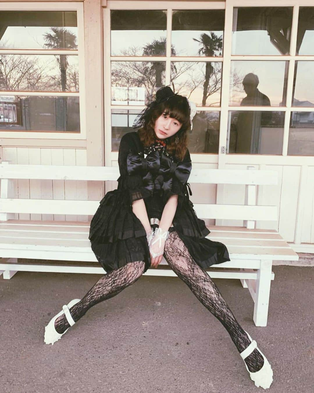 東佳苗さんのインスタグラム写真 - (東佳苗Instagram)「rurumu:2019ss snap❤︎❤︎❤︎ いつ会っても女神な菜奈ちゃん…❤︎❤︎❤︎ グランジ風な着こなしが一番似合う…❤︎❤︎❤︎ マカロニえんぴつのmvの時のめがねちゃんとさきなちゃん☺️ AKBの田北香世子ちゃん、しらいちゃん❤︎❤︎❤︎ #rurumu #rurumu2019ss #北出菜奈 #めがねちゃん #頓知気さきな #マカロニえんぴつ #田北香世子 #しらいちゃん」7月8日 0時09分 - usagi_kanae