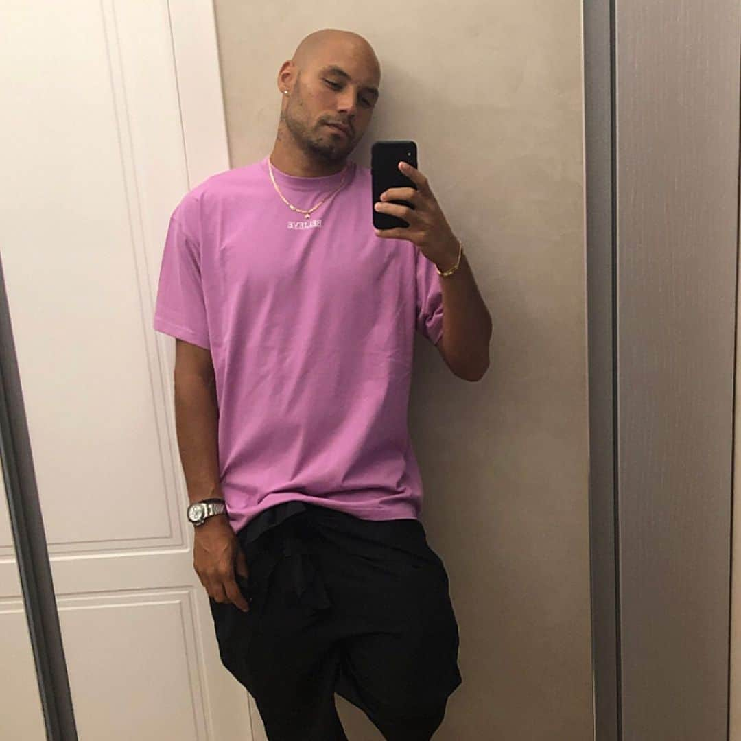 ヨアン・ベナルアンさんのインスタグラム写真 - (ヨアン・ベナルアンInstagram)「Canal+ décryptage on my way!!!#bergamo #bergamocity #balenciagashirt #benalouaneborsa #nottingham #nottinghamcity #nottinghamforest #yb29pablopicasso #dayoff 🦅」7月8日 0時29分 - benalouaneyohan