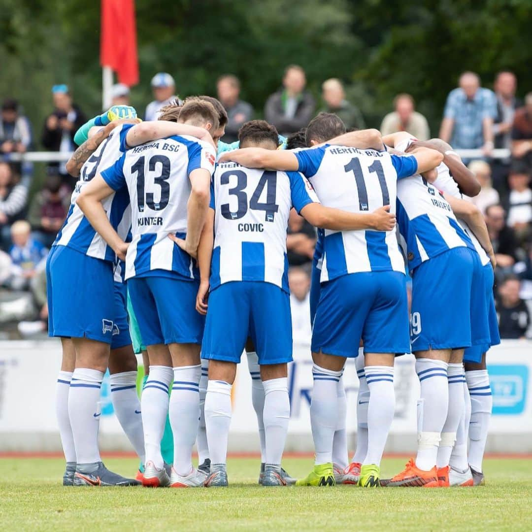 ヘルタ・ベルリンさんのインスタグラム写真 - (ヘルタ・ベルリンInstagram)「Endstand: 4:1! 🙌🏼 Gelungener erster Test in der Vorbereitung gegen @eintrachtbraunschweig1895! 🔵⚪️ . ⚽️ Unsere Torschützen: @maurice_covic (12.), @sidneyeweka (18.), @dudao_10 (24.), Essi (99.) . . #testspiel #test #braunschweig #berlin #neuruppin #trainingslager #preseason #hahohe #herthabs」7月8日 0時42分 - herthabsc