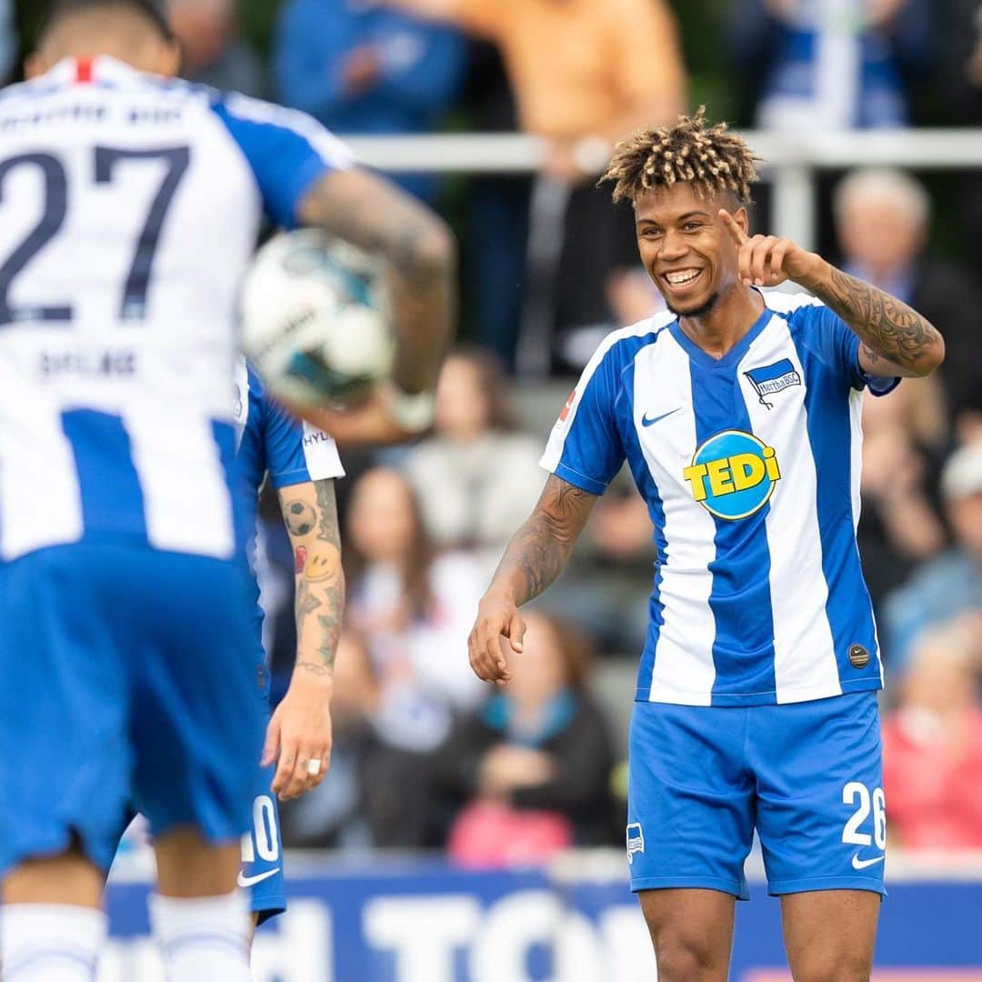 ヘルタ・ベルリンさんのインスタグラム写真 - (ヘルタ・ベルリンInstagram)「Endstand: 4:1! 🙌🏼 Gelungener erster Test in der Vorbereitung gegen @eintrachtbraunschweig1895! 🔵⚪️ . ⚽️ Unsere Torschützen: @maurice_covic (12.), @sidneyeweka (18.), @dudao_10 (24.), Essi (99.) . . #testspiel #test #braunschweig #berlin #neuruppin #trainingslager #preseason #hahohe #herthabs」7月8日 0時42分 - herthabsc