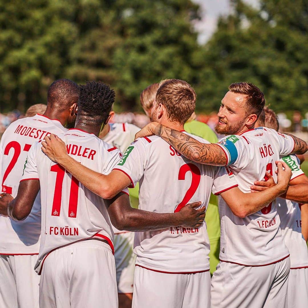 マルコ・ヘーガーのインスタグラム：「Team🐐 @fckoeln  #team #together #effzeh #fc #köln #mh6 #liebedeinestadt」