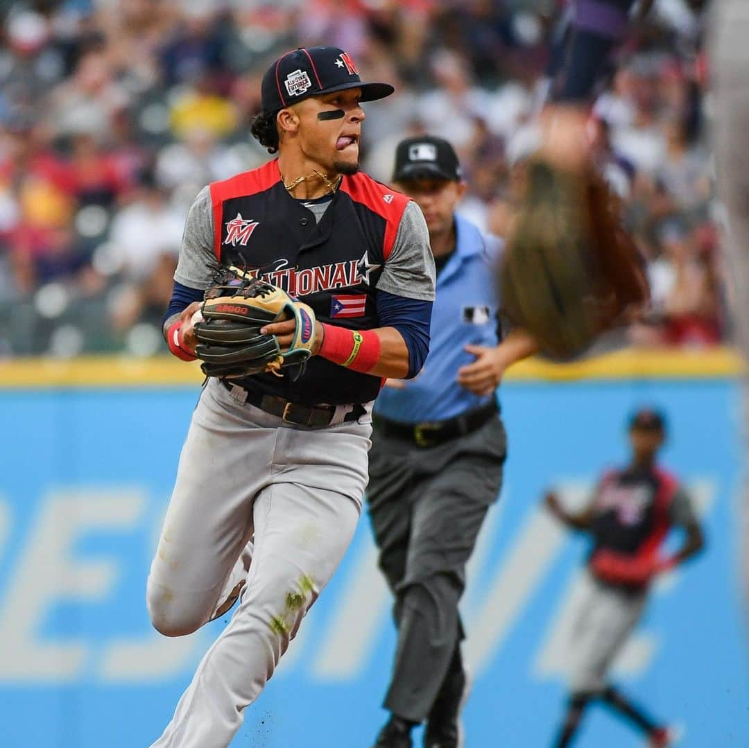 マイアミ・マーリンズさんのインスタグラム写真 - (マイアミ・マーリンズInstagram)「Smooooooth with it tonight, Isan. #JuntosMiami | #FuturesGame」7月8日 10時49分 - marlins