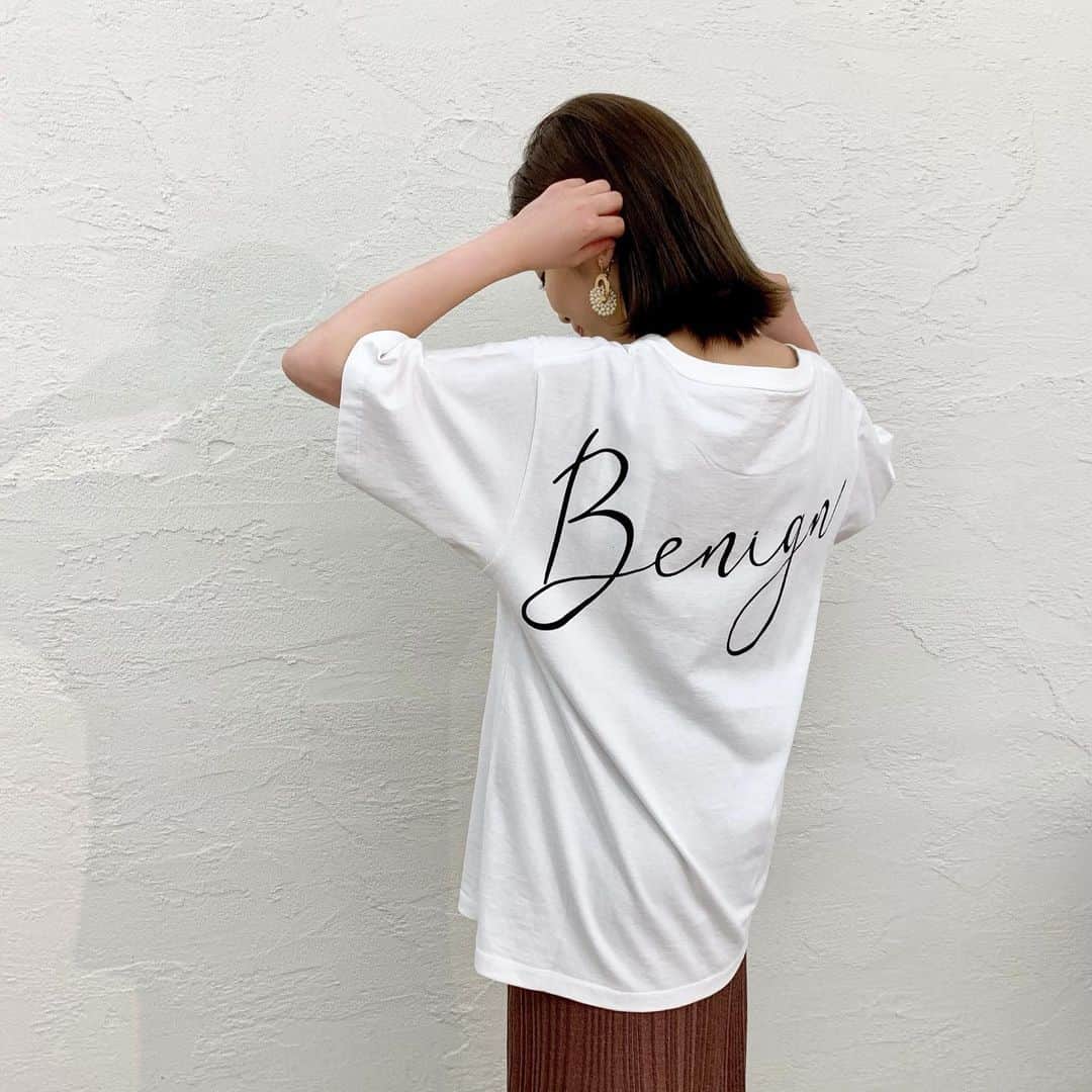 WHO’S WHO Chicoさんのインスタグラム写真 - (WHO’S WHO ChicoInstagram)「. 【NEWARRIVAL】 BIGフォトT price : ¥3900+tax color : ピンクブラウン、チョコ、ブラック . . #whoswhochico #salonbychico」7月8日 11時20分 - chico__official___