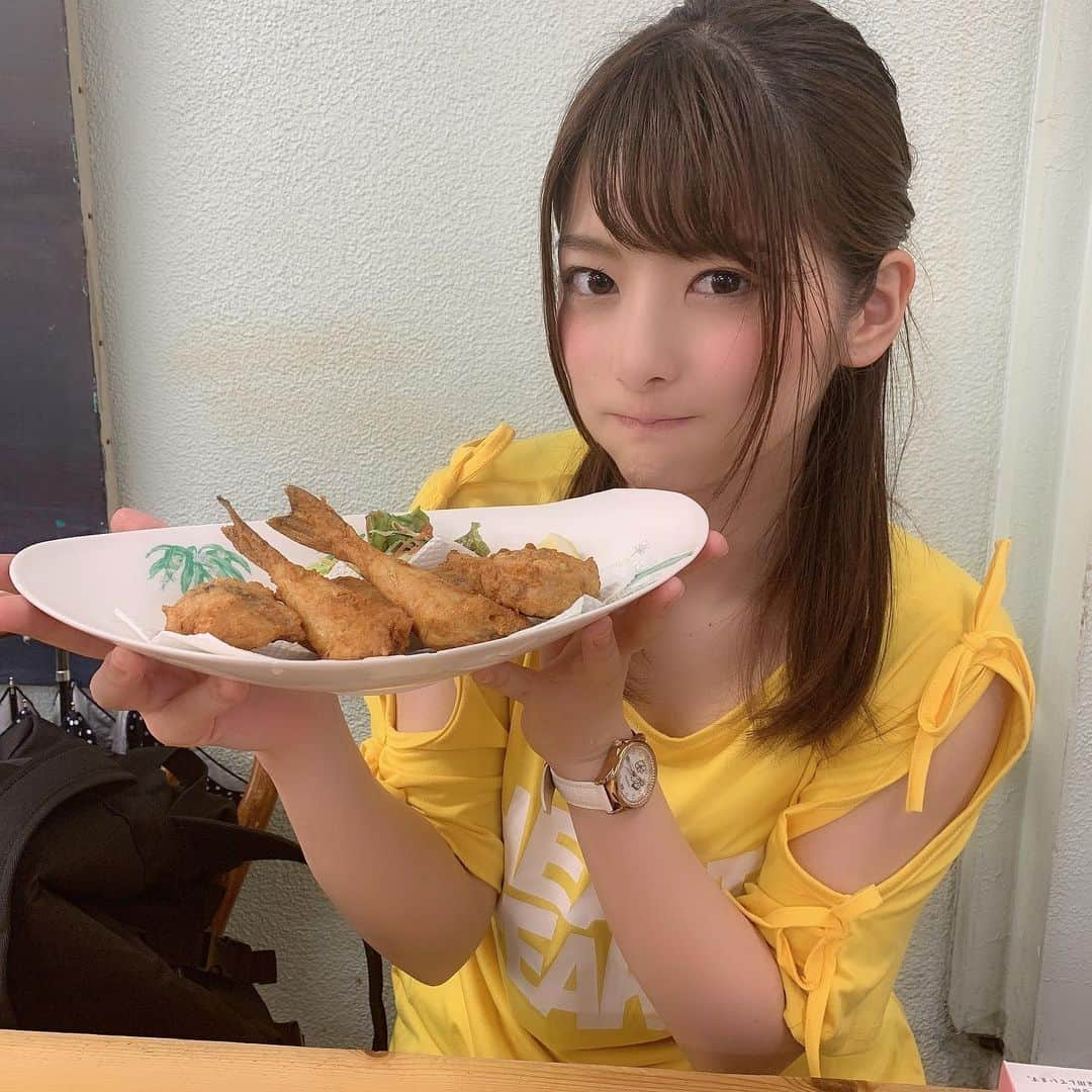 上矢えり奈さんのインスタグラム写真 - (上矢えり奈Instagram)「＊-＊-＊-＊-＊-＊-＊-＊. . 下関で有名な"ふく"を食べようと 『おかもと』さんへ！ おかもと丼とふくの唐揚げを いただきました！！ヽ(*´∀｀). . erina. . ＊-＊-＊-＊-＊-＊-＊-＊. . #おかもと #おかもと丼 #ふく唐揚げ #下関グルメ #ふく料理 #海鮮もりもり #上矢えり奈 #えりにゃんch」7月8日 11時38分 - k.erinyann