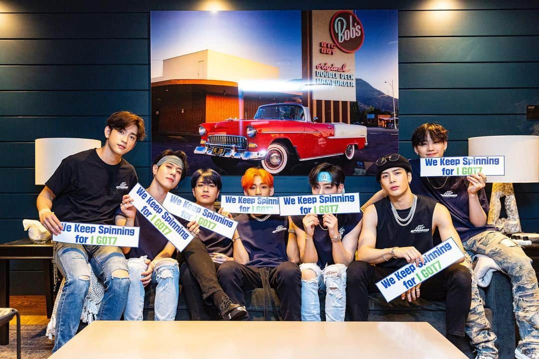 GOT7さんのインスタグラム写真 - (GOT7Instagram)「GOT7 2019 WORLD TOUR 'KEEP SPINNING' IN LOS ANGELES  갓세븐의 모든 이유 아가새, 오늘도 감사합니다 @theforum  #GOT7 #갓세븐 #GOT7_SPINNINGTOP #GOT7_BETWEEN_SECURITY_AND_INSECURITY #GOT7_ECLIPSE #GOT7WORLDTOUR #GOT7_KEEPSPINNING #갓세븐_2000일_끝까지잡아 #GOT7_IThinkILoveYou2000」7月8日 11時44分 - got7.with.igot7