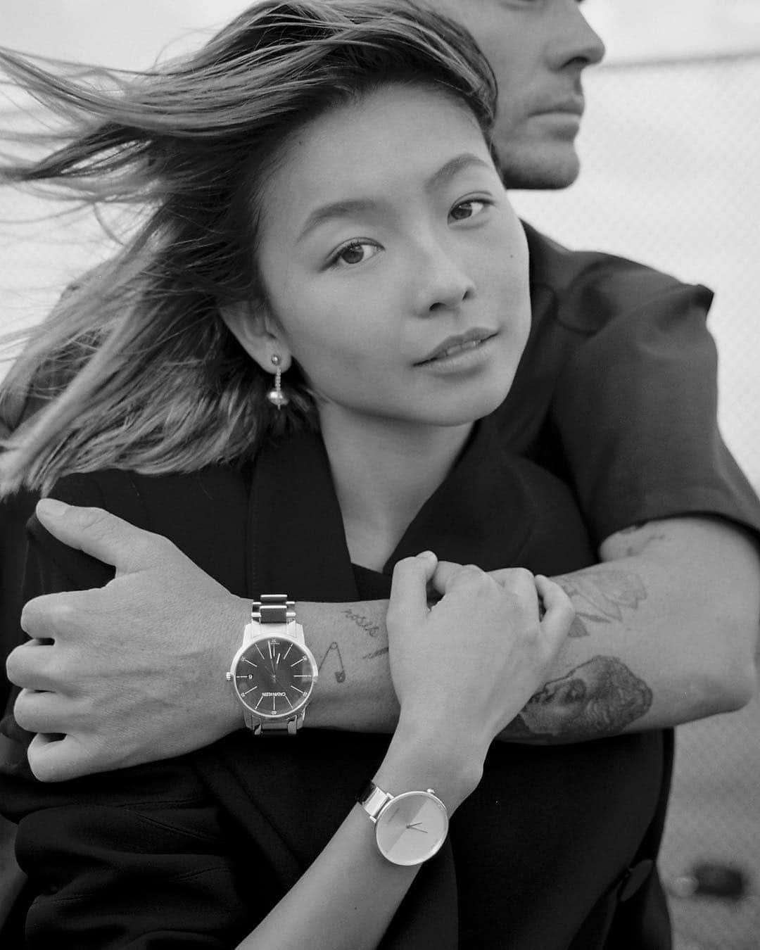 Calvin Kleinさんのインスタグラム写真 - (Calvin KleinInstagram)「Double time with @_yanyanchan and @nathanjolliffe ⌚️ in our Spring/Summer 2019 #CALVINKLEIN WATCHES + JEWELRY rise and city watch 📸: @jessrubyjames ⠀⠀⠀⠀⠀⠀⠀⠀ Tap to shop 🔝 ⠀⠀⠀⠀⠀⠀⠀⠀ Share yours. #MYCALVINS」7月8日 3時56分 - calvinklein