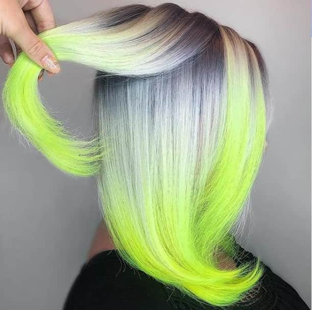 CosmoProf Beautyさんのインスタグラム写真 - (CosmoProf BeautyInstagram)「This Neon is the Highlight of our day 🍋💚 ✨ PROCESS:  Prelightened twice, shadow root on dry hair, melted down at bowl on damp hair, then applied @pravana Chromasilk to ends on damp hair. Styled using the entire @sexyhair Vibrant Sexy Hair collection for color protection and Hot Sexy Hair Control Me Thermal Protection Working Hairspray Hair by @tiffanymhair ✨ Save up to 50% on select Sexy Hair liter shampoos and conditioners during our Liter Sale this month at #cosmoprofbeauty where you are #licensedtocreate . . #repost #pravanavivids #chromasilk #pravanavivids #chromasilk #pravana #neonhaircolor #neonhair #neongreenhair #vividhaircolor」7月8日 4時50分 - cosmoprofbeauty