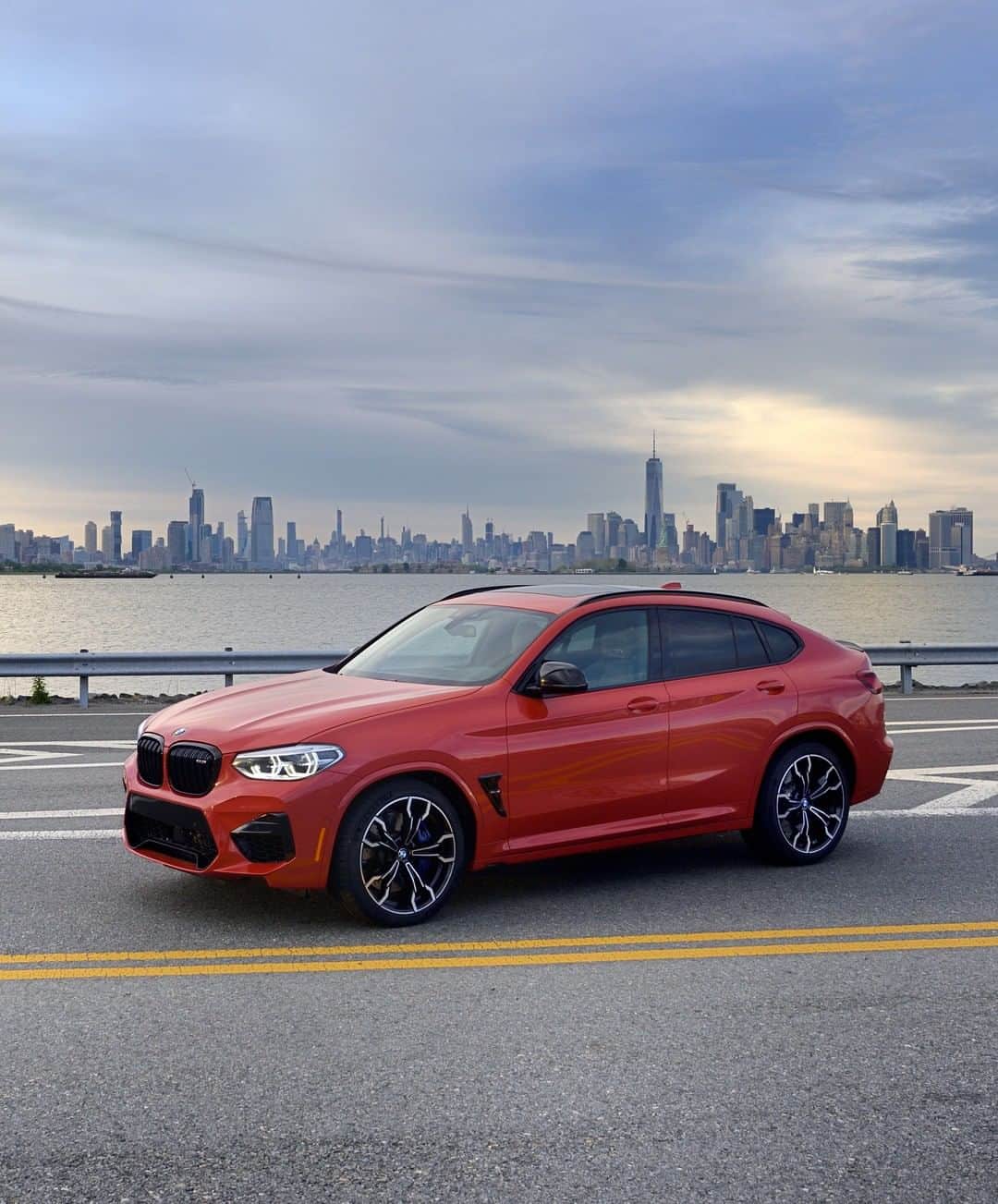 BMWのインスタグラム：「When the road is calling your name. The first-ever BMW X4 M Competition. #TheX4M #BMW #X4M __ BMW X4 M Competition: Fuel consumption in l/100 km (combined): 10.5. CO2 emissions in g/km (combined): 239. The values of fuel consumptions, CO2 emissions and energy consumptions shown were determined according to the European Regulation (EC) 715/2007 in the version applicable at the time of type approval. The figures refer to a vehicle with basic configuration in Germany and the range shown considers optional equipment and the different size of wheels and tires available on the selected model. The values of the vehicles are already based on the new WLTP regulation and are translated back into NEDC-equivalent values in order to ensure the comparison between the vehicles. [With respect to these vehicles, for vehicle related taxes or other duties based (at least inter alia) on CO2-emissions the CO2 values may differ to the values stated here.] The CO2 efficiency specifications are determined according to Directive 1999/94/EC and the European Regulation in its current version applicable. The values shown are based on the fuel consumption, CO2 values and energy consumptions according to the NEDC cycle for the classification. For further information about the official fuel consumption and the specific CO2 emission of new passenger cars can be taken out of the „handbook of fuel consumption, the CO2 emission and power consumption of new passenger cars“, which is available at all selling points and at https://www.dat.de/angebote/verlagsprodukte/leitfaden-kraftstoffverbrauch.html.」