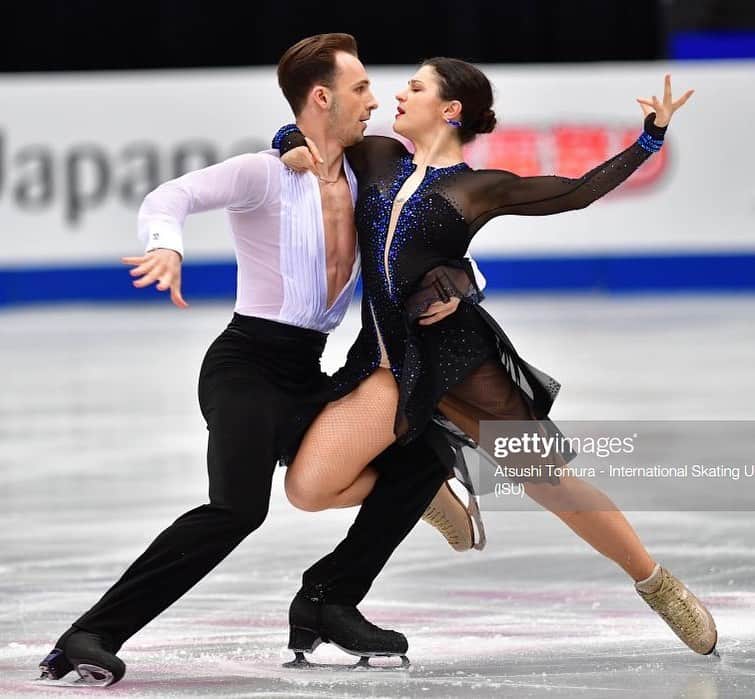 ナタリア・カリシェクのインスタグラム：「#passion #lovemyjob」