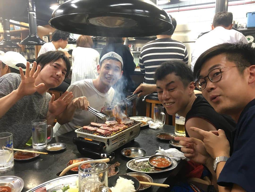 佐藤太一郎さんのインスタグラム写真 - (佐藤太一郎Instagram)「みんなで焼肉。 最高やぁー。」7月8日 4時58分 - satotaichiro_shinkigeki