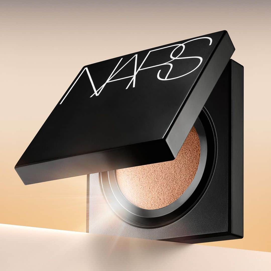 NARSさんのインスタグラム写真 - (NARSInstagram)「Powerful protection. Radiant Perfection. A best-selling favorite, Natural Radiant Longwear Cushion Foundation is now available online in the UK and Asia.」7月8日 5時42分 - narsissist