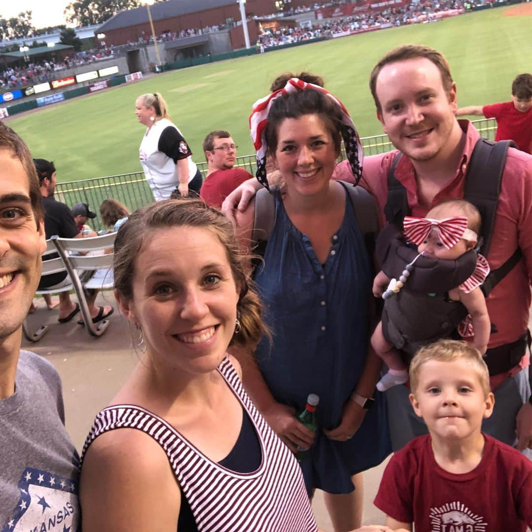 デリック・ディラードさんのインスタグラム写真 - (デリック・ディラードInstagram)「Enjoyed celebrating the long 4th of July weekend with the fam in Little Rock! #fourthofjuly #merica #1776 #arkansas #usa #baseball #arkansastravelers」7月8日 6時17分 - derickdillard