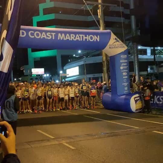 佐藤悠基のインスタグラム：「Gold Coast half marathon  1:02'36"  2位  不安定な天候の中のレースでしたがほぼ予定通りのパフォーマンスが出来たと思います。  #goldcoast#australia#halfmarathon#oakley#2xu#nike#garmin」