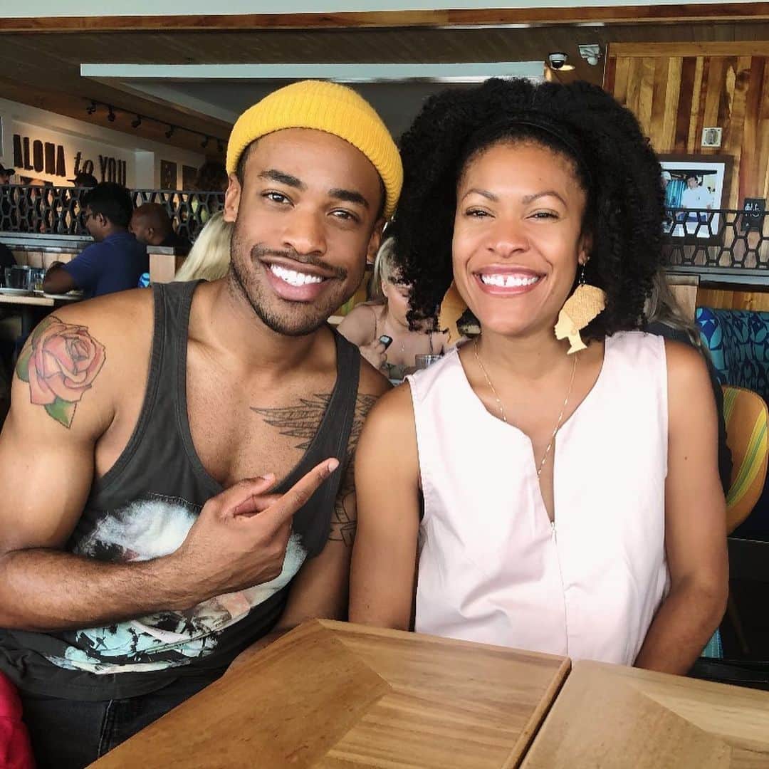 タイタス・マキン・ジュニアのインスタグラム：「It’s my sister’s bday!!! Love you so much Tookie! So blessed to have the best sister IN THE UNITED STATES! 😂🙌🏾」