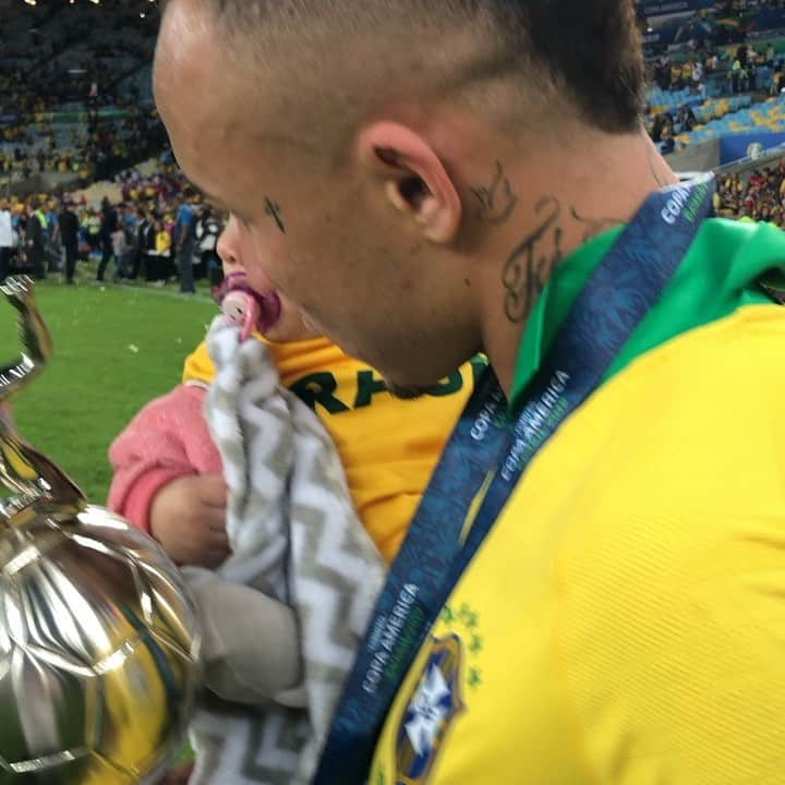 サッカー ブラジル代表チームのインスタグラム