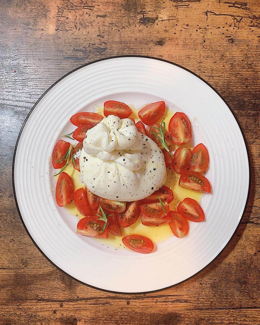 山田菜々のグルメインスタ