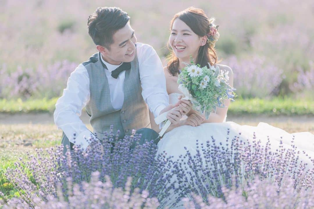 Decollte Wedding Photographyさんのインスタグラム写真 - (Decollte Wedding PhotographyInstagram)「[Flowerfield x SUMMER］  Lavender shooting in Hokkaido is fully booked. BUT there are still a lot of flower field scape in Japan😍💐 ﻿Contact us for more info!📩 ・ @decollte_weddingphoto﻿ @decollte_weddingstyle﻿ ﻿ #japan #flowerfield #summer #overseaspreweddingphoto #preweddingphoto #prewedding #nature #love #romantic ﻿ #日本 #夏天 #花海 #自然 #海外婚紗 #唯美 #優惠」7月8日 10時14分 - d_weddingphoto_jp