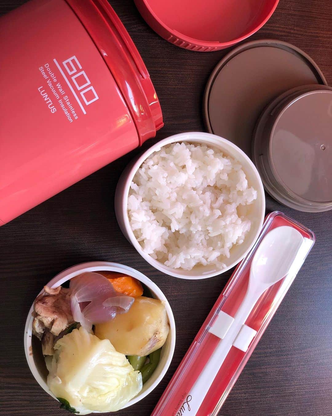西田美保さんのインスタグラム写真 - (西田美保Instagram)「Sobrang tibay at stainless and insulated lunch box that help keeps food warm👍visit @asvelph 🤗」7月8日 10時39分 - real.miho_nishida