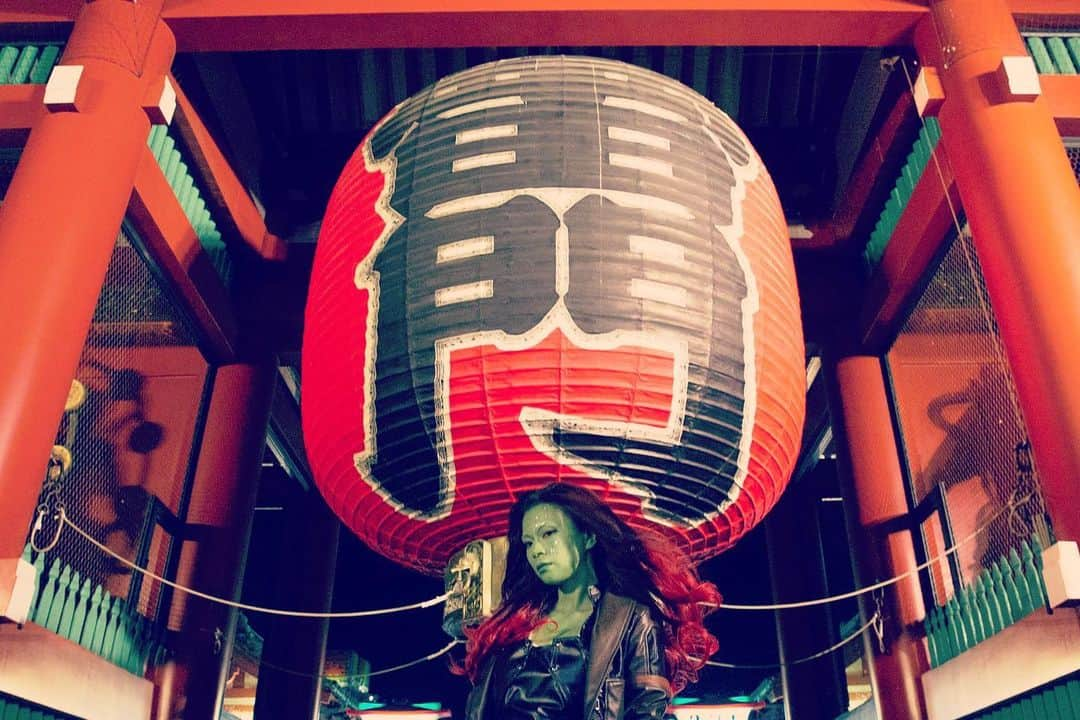 小柳ゆきさんのインスタグラム写真 - (小柳ゆきInstagram)「No.3 #tokyo #asakusa #sightseeing #gamora #seriouscosplay #東京 #観光 #ガモーラ #ガモーラ観光シリーズ」7月8日 21時28分 - yuki_koyanagi