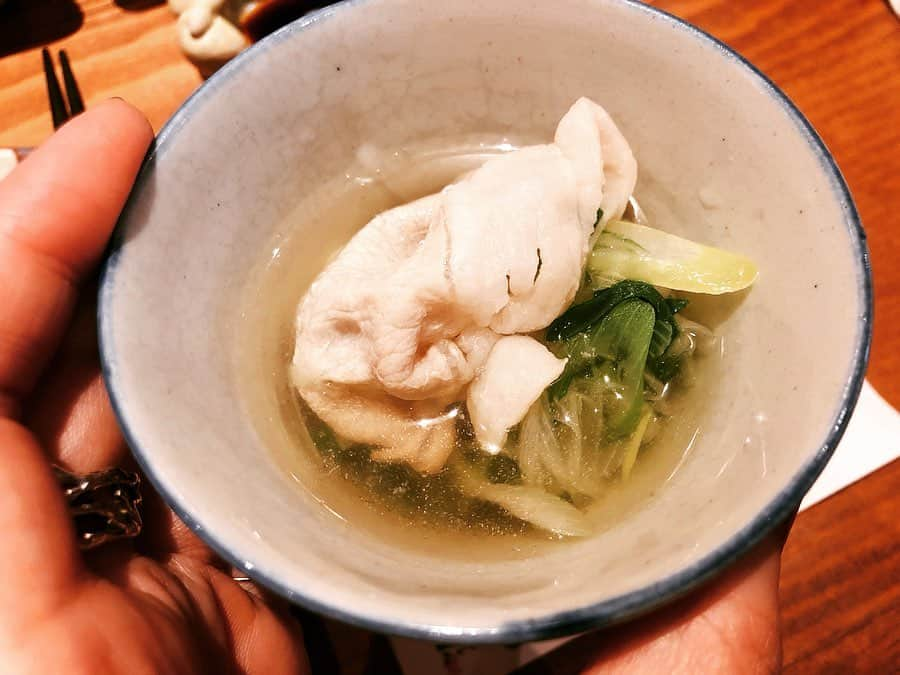 崎本ゆかりさんのインスタグラム写真 - (崎本ゆかりInstagram)「🐖🥒🐖🥒🐖 . . 食べるのに夢中で撮り忘れ多数w #赤瓦#あかがーら#あぐー豚#しゃぶしゃぶ#沖縄料理#美味#予約必須#人気店#女子旅#弾丸旅行#仲良し#楽しい#沖縄#思い出 #okinawa#trip#instatrip#fun#happy#dinner#memories」7月8日 20時04分 - yukariiiin5