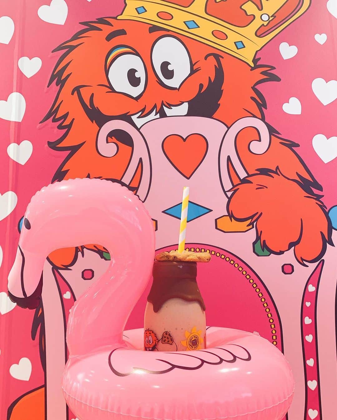 柳本絵美さんのインスタグラム写真 - (柳本絵美Instagram)「. . @cookietime.jp 🍦🍫🍪💕 今日は最高のチートデー😘👏✨ 週1回は好きなもの食べてます🙋‍♀️ご褒美大切！🌈 . #cookietime#cookiedough#harajuku#sweets#cheatday」7月8日 20時31分 - emiyanagimoto