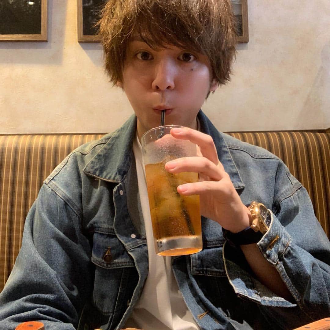 松村淳平のインスタグラム：「たまにはインスタ投稿しよ笑 ステーキを食らう松村です！」