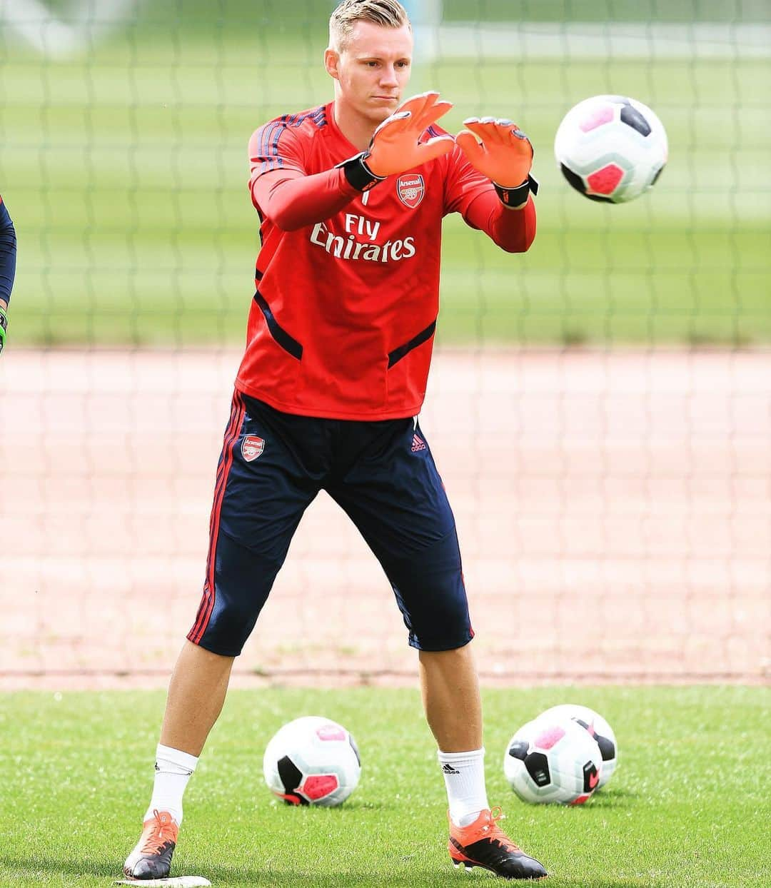 アーセナルFCさんのインスタグラム写真 - (アーセナルFCInstagram)「👐Arsenal’s number 1️⃣ #Arsenal #Leno #BL1 #Germany #AFC #training #preseason」7月8日 20時48分 - arsenal