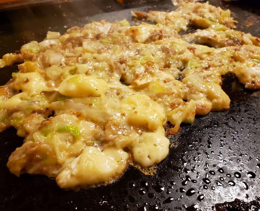 坂本詩緒里さんのインスタグラム写真 - (坂本詩緒里Instagram)「夜はもんじゃ～😋 カマンベールもんじゃの作り方分からなかったけど美味しくできました❤️ #カマンベール #もんじゃ #カマンベールもんじゃ #おいしぃちゃん  #ディナー #dinner #グルメ #チーズ #cheese」7月8日 21時00分 - jpba529