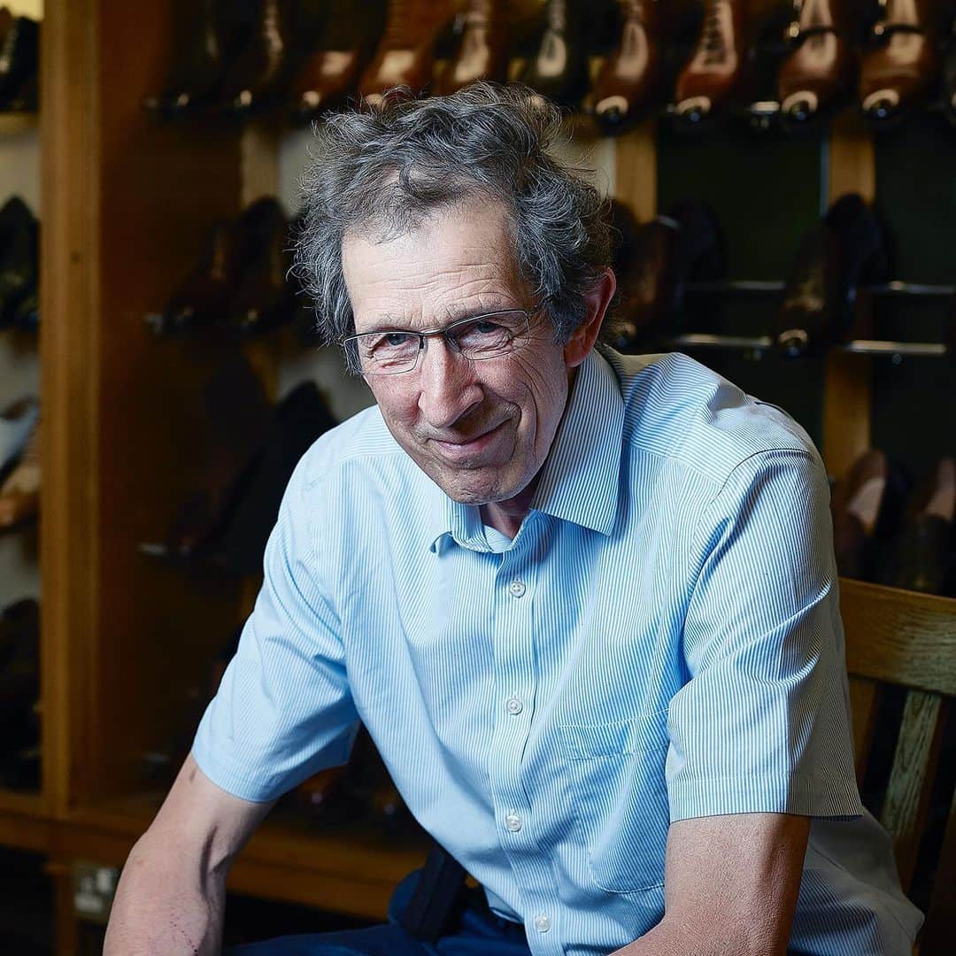 のインスタグラム：「Part 2 of our interview with Mr Nicholas Jones - Production Director and 4th Generation Jones. . Swipe up in our story to read the article. . #crockettandjones #madetobeworn #inthemaking #interview #factory #northampton」
