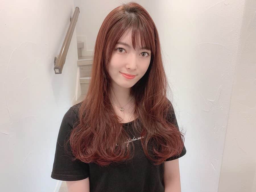 日下部美愛のインスタグラム：「この前lewinさんに行ってきました 毎回絶対サラサラなる🥺🥺 悩みもたくさん聞いてもらった〜〜小池さんありがとうございます🥺💗 ちなみに、私がショートにしたらみんなどう思う？例えばの話な . . #photo #japan #model #me #hair #haircolor #hairstyles #fashion #makeup #selfie #followme #instagood #camera #instadaily #dailylook #selfie #한국 #맞팔 #사진 #데일리 #데일리룩 #인스타사진 #인스타그램 #일본인 #패션 #패션스타그램」