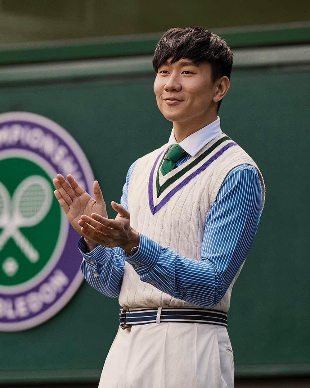 Polo Ralph Laurenさんのインスタグラム写真 - (Polo Ralph LaurenInstagram)「Singer and songwriter @JJLin celebrates the spectacle that is Wimbledon. The tournament’s reputation for elegance and excellence proceed it around the world.  Explore Wimbledon styles at RalphLauren.com  #Wimbledon #PoloRLStyle」7月8日 21時06分 - poloralphlauren