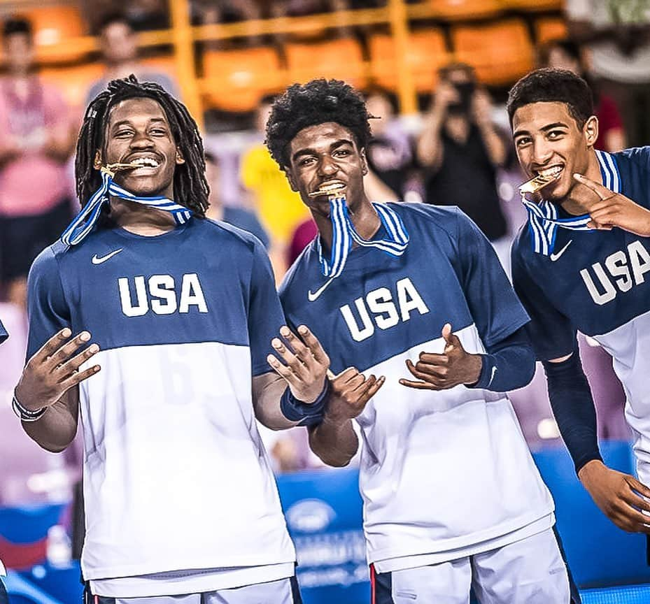 USA Basketballさんのインスタグラム写真 - (USA BasketballInstagram)「Moments we live for. For a 7th time in history, the USA U19 Men are #FIBAU19 World Cup champs 🏆」7月8日 13時01分 - usabasketball