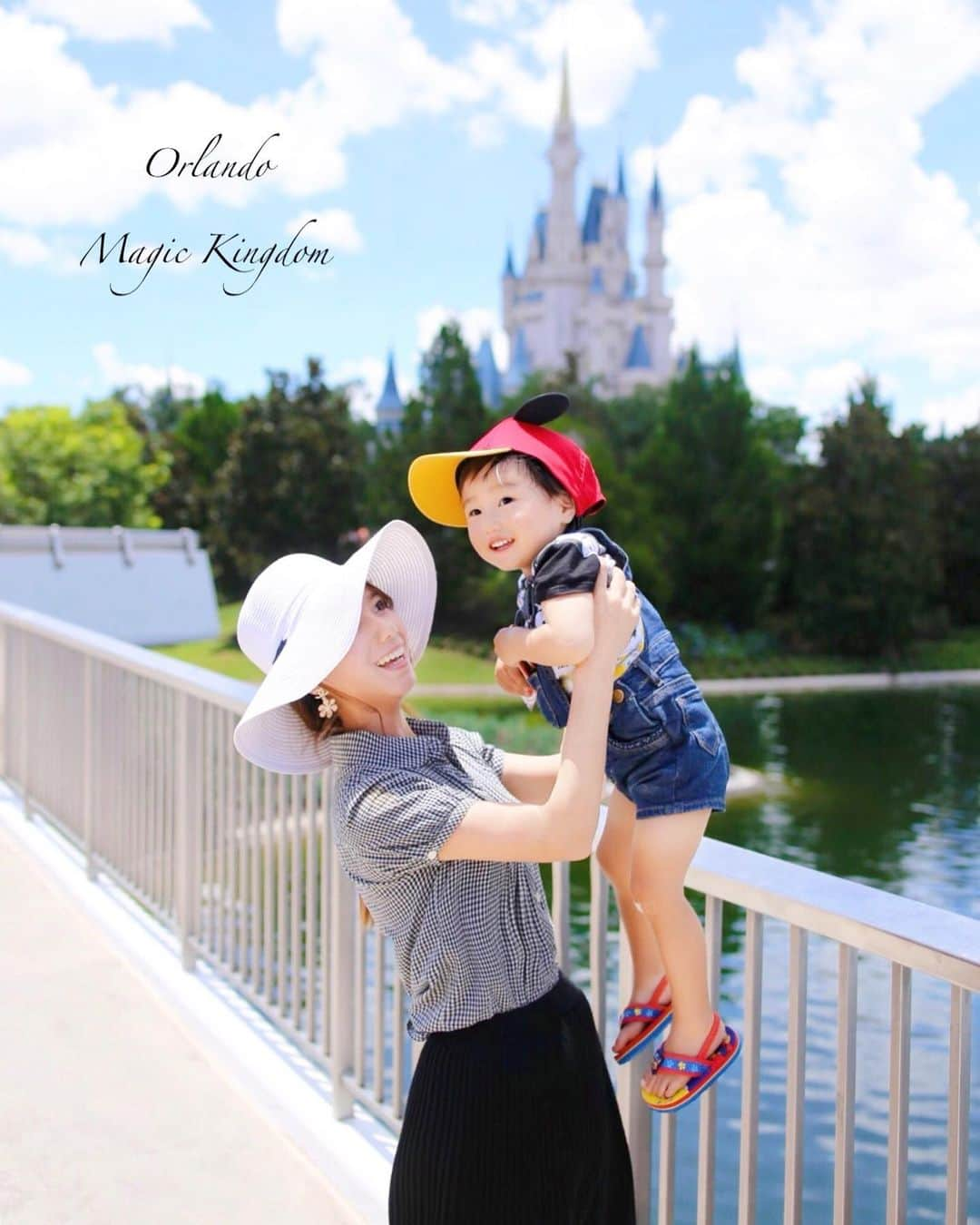 amiさんのインスタグラム写真 - (amiInstagram)「Florida trip with family ． 家族でフロリダ旅行✈️ ストーリーにたくさん アップしちゃいましたが🤭💕 ． 息子ちゃんが楽しめるように 6日間のうち、1日はDisneyをチョイス♡ とにかく広かった☺️❤️ ． ． マジックキングダムはお馴染みキャラクターも アトラクションもあってご飯も美味しかったです💕 ． ． パレードを始め、ダンボやjungle cruise、 poohさんのハニーハントやmickeyの 3Dショーetc…、たくさん楽しめました♡ ． ． チケットは @kkdayjp さんで 申し込んでおいたのでラクでした♡ ． ． また息子が少し大きくなったら 行きたいなー☺️❤️ ． ． ． #フロリダ旅行#フロリダ#ディズニー#フロリダディズニー#オーランド#旅行#家族旅行#マジックキングダム#マジックキングダムパーク#リゾート#夏休み#サマーバケーション#ミッキー#フロリダ観光#Florida#オプショナルツアー#子連れ旅行#Orlando#ママ#2歳児ママ ． ．」7月8日 13時32分 - amikuma1219