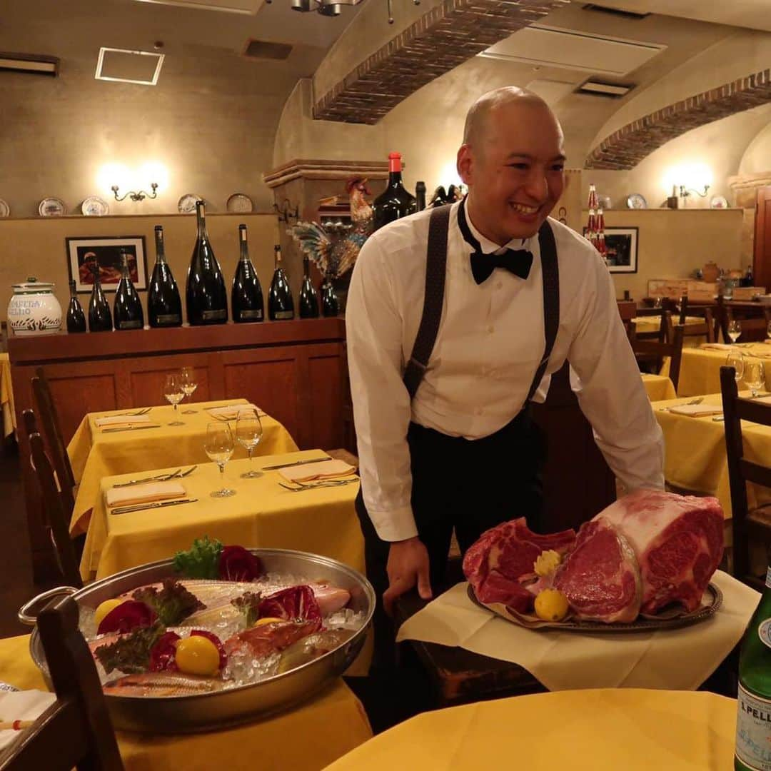 権田修一さんのインスタグラム写真 - (権田修一Instagram)「中学時代の同級生が働いている RISTORANTE LA BISBOCCIAに行ってきました！ とにかく美味しい！そして接客が素晴らしい笑 1730だったので空いてますが、要予約だそうです！ . . . 一昨日ポルトガルに戻ってきました！ 新シーズン頑張ります！！」7月8日 16時10分 - shuichi33g