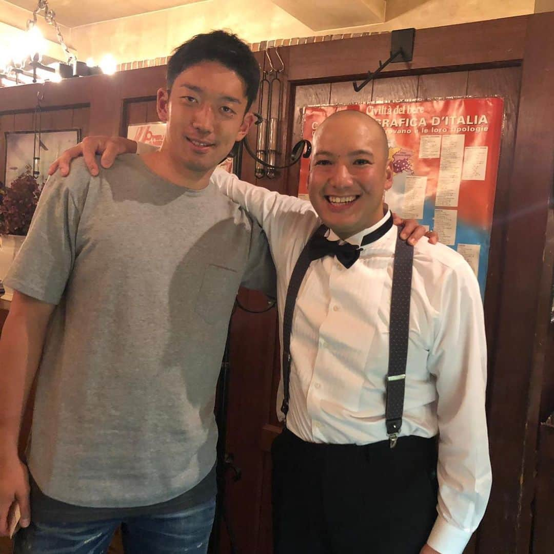 権田修一さんのインスタグラム写真 - (権田修一Instagram)「中学時代の同級生が働いている RISTORANTE LA BISBOCCIAに行ってきました！ とにかく美味しい！そして接客が素晴らしい笑 1730だったので空いてますが、要予約だそうです！ . . . 一昨日ポルトガルに戻ってきました！ 新シーズン頑張ります！！」7月8日 16時10分 - shuichi33g