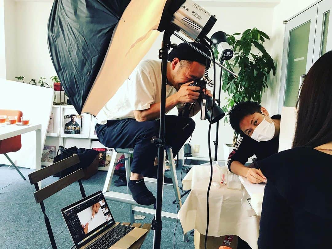 宇田川大輔さんのインスタグラム写真 - (宇田川大輔Instagram)「本日の職場。#photographer  #nailvenus  #ネイルヴィーナス  #8月9日発売  #撮影  #shooting  #nailstagram」7月8日 16時42分 - udagawadaisuke