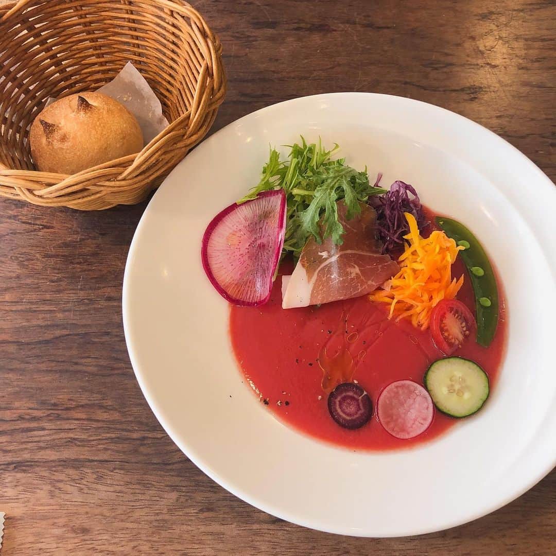 篠原真衣のグルメインスタ