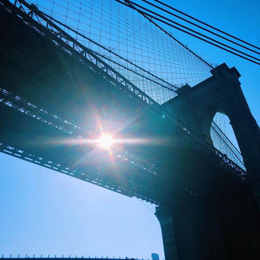 坂本マリアさんのインスタグラム写真 - (坂本マリアInstagram)「dunbo 🌉☀️ ・ #dunbo #ブルックリン #ブルックリン橋 #Brooklyn #ny #ニューヨーク #newyork #brooklynbridge  #ダンボ #sun #beautiful #trip #followme」7月8日 17時22分 - sakamoto_maria