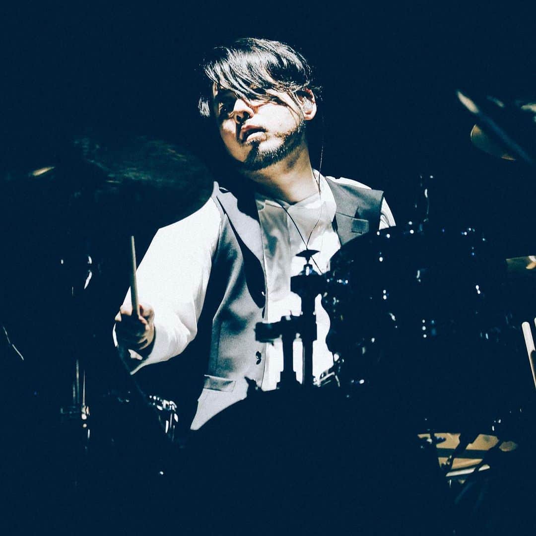 サカナクションさんのインスタグラム写真 サカナクションinstagram 本日7月8日はドラム江島啓一のお誕生日 日付が変わってから 沢山のお祝いのコメントや投稿 ありがとうございます 7月8日 17時16分 Sakanaction Jp