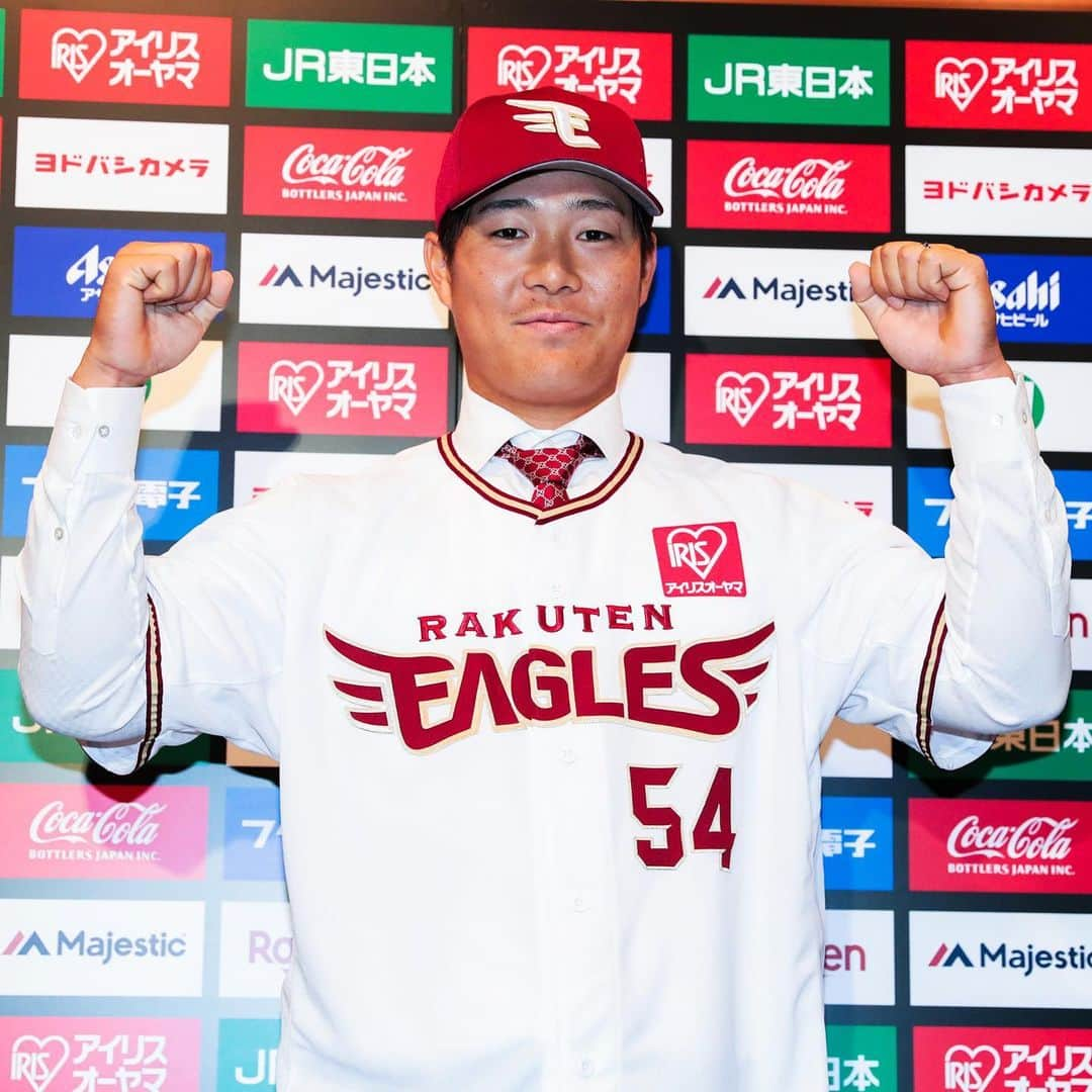 東北楽天ゴールデンイーグルスさんのインスタグラム写真 - (東北楽天ゴールデンイーグルスInstagram)「⚾️ 和田恋選手の入団会見を行いました✨✨ 昨季イースタン2冠のバッティングに期待‼️💪🏼 #rakuteneagles #日本一の東北へ #RESTART  #和田恋」7月8日 17時29分 - rakuten_eagles