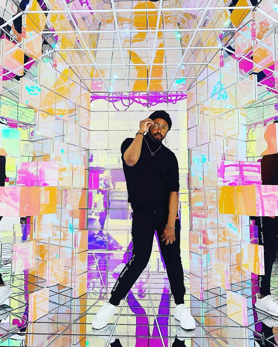 Codyのインスタグラム：「Start your week off right!」