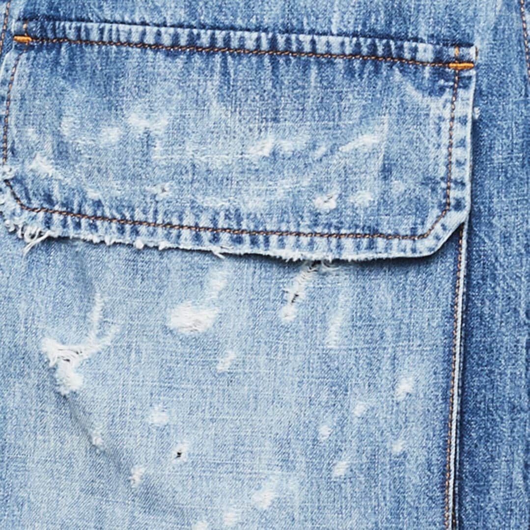ディーゼルのインスタグラム：「Areas of denim disruption, which exude an unmatched level of confidence and comfort.  #Prefall19 #DieselDenim . . Denim Jacket “DE-MERYL”」