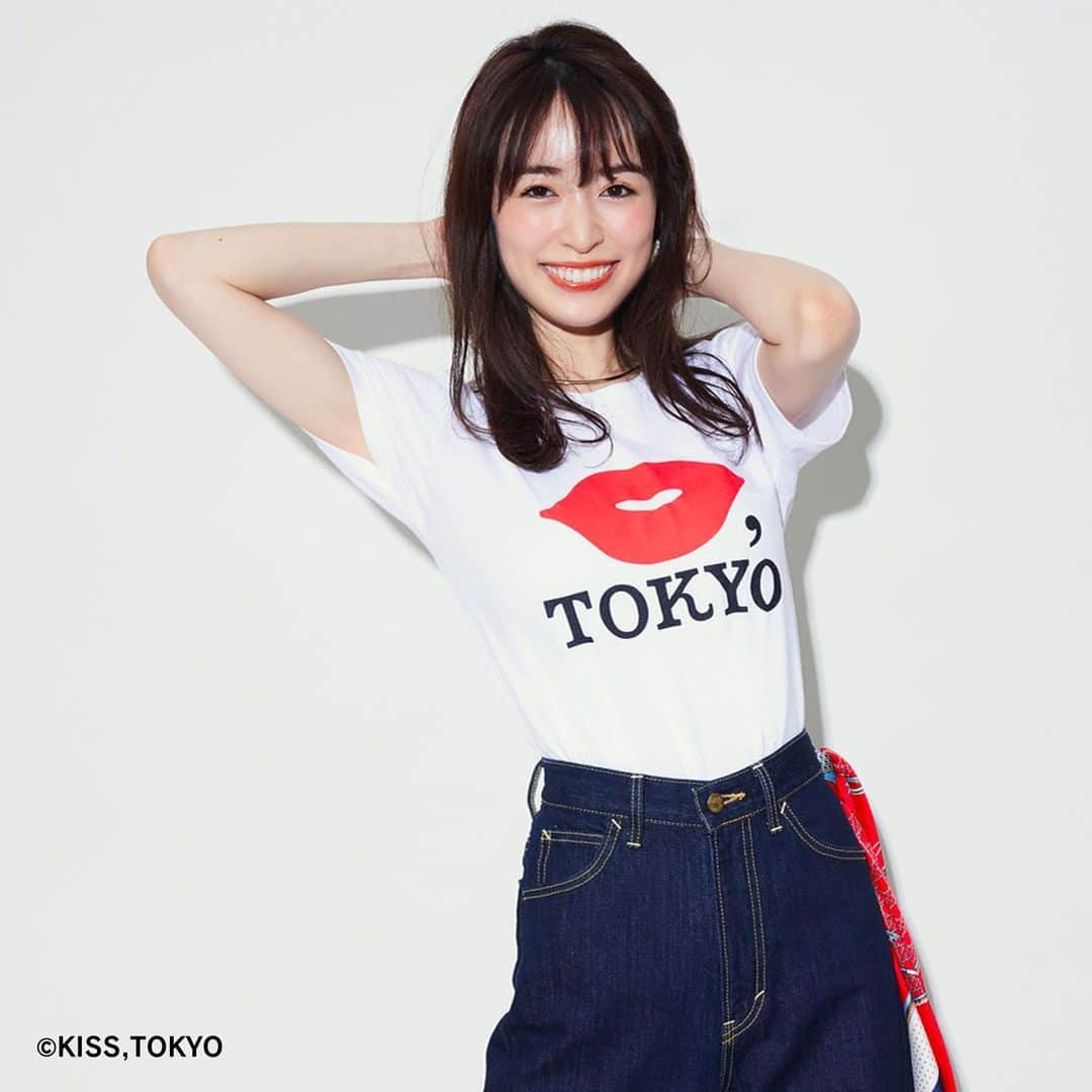 ViSさんのインスタグラム写真 - (ViSInstagram)「"ファッション夏祭り"ジュンの縁日限定発売！﻿ ﻿ 2020年に開催されるオリンピックに向けて東京を応援するロゴプロジェクト「キストーキョー（KISS,TOKYO）」に﻿ ViSも賛同し実現した「縁日限定KISS,TOKYOコラボ」アイテムを発売！﻿ 大きなKISS,TOKYOのロゴが入ったTシャツは「泉里香」さんとのトリプルコラボに!! 他では絶対に手に入らない限定アイテムをぜひGETして！﻿ ﻿ KISS TOKYO×ViSコラボTシャツプリント 各種¥3,132﻿ KISS TOKYO×ViS Cap　¥2,160﻿ KISS TOKYO×ViSトートバッグ　¥1,620﻿ KISS TOKYO×ViS扇子　¥1,728﻿ KISS TOKYO×ViSハンドタオル　¥1080﻿ ﻿ #vis #ビス #ジュンの縁日 #ファッション夏祭り #キストーキョー #泉里香 #コラボ」7月8日 18時30分 - vis_jp