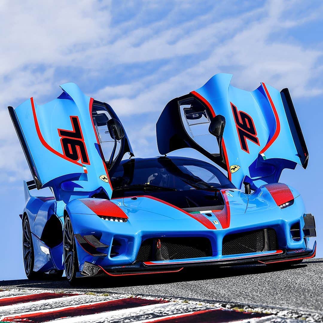 Ferrari Japanのインスタグラム