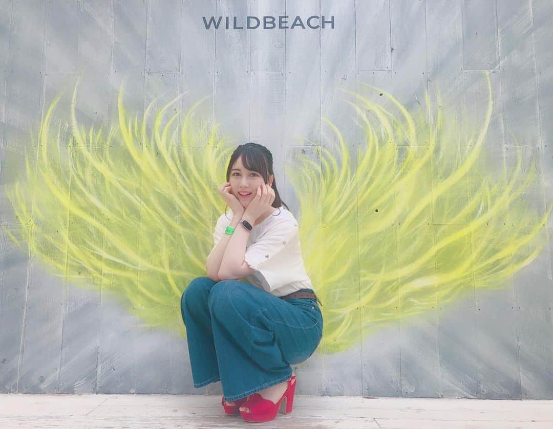 永野芹佳さんのインスタグラム写真 - (永野芹佳Instagram)「黄色い羽根💛 #WILDBEACH」7月8日 19時00分 - iroziro_serika