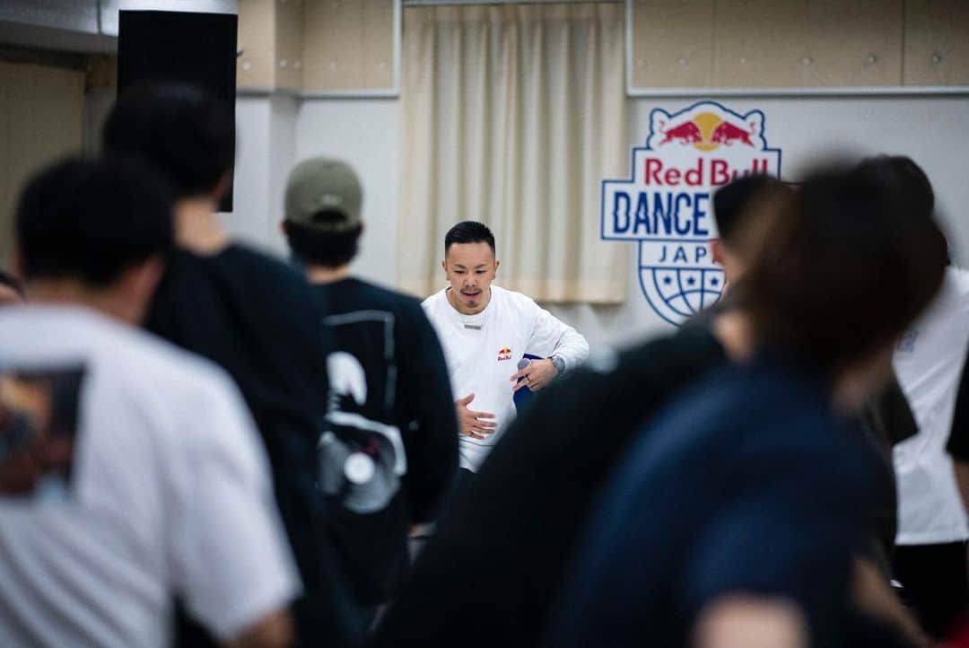 野中泰輔さんのインスタグラム写真 - (野中泰輔Instagram)「Red Bull DanceTour in Japan is over🔚 Thank you for everything @redbulljapan and all staffs 🙏🏽 📸 @littleshao  @redbulljapan @redbulldance #bboyyaisuke #redbulldancetour」7月8日 19時08分 - bboy_taisuke